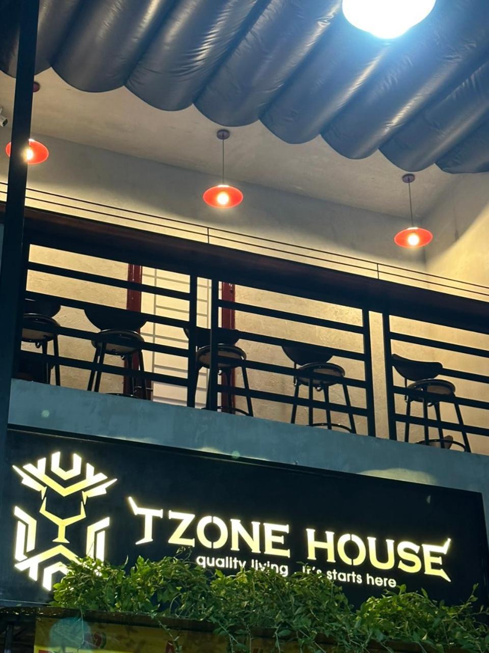T Zone Hostel - Quiet Place, Near China Town,Ho Thi Ky Street Food,Cafe,Beer Ho Si Minh-város Kültér fotó